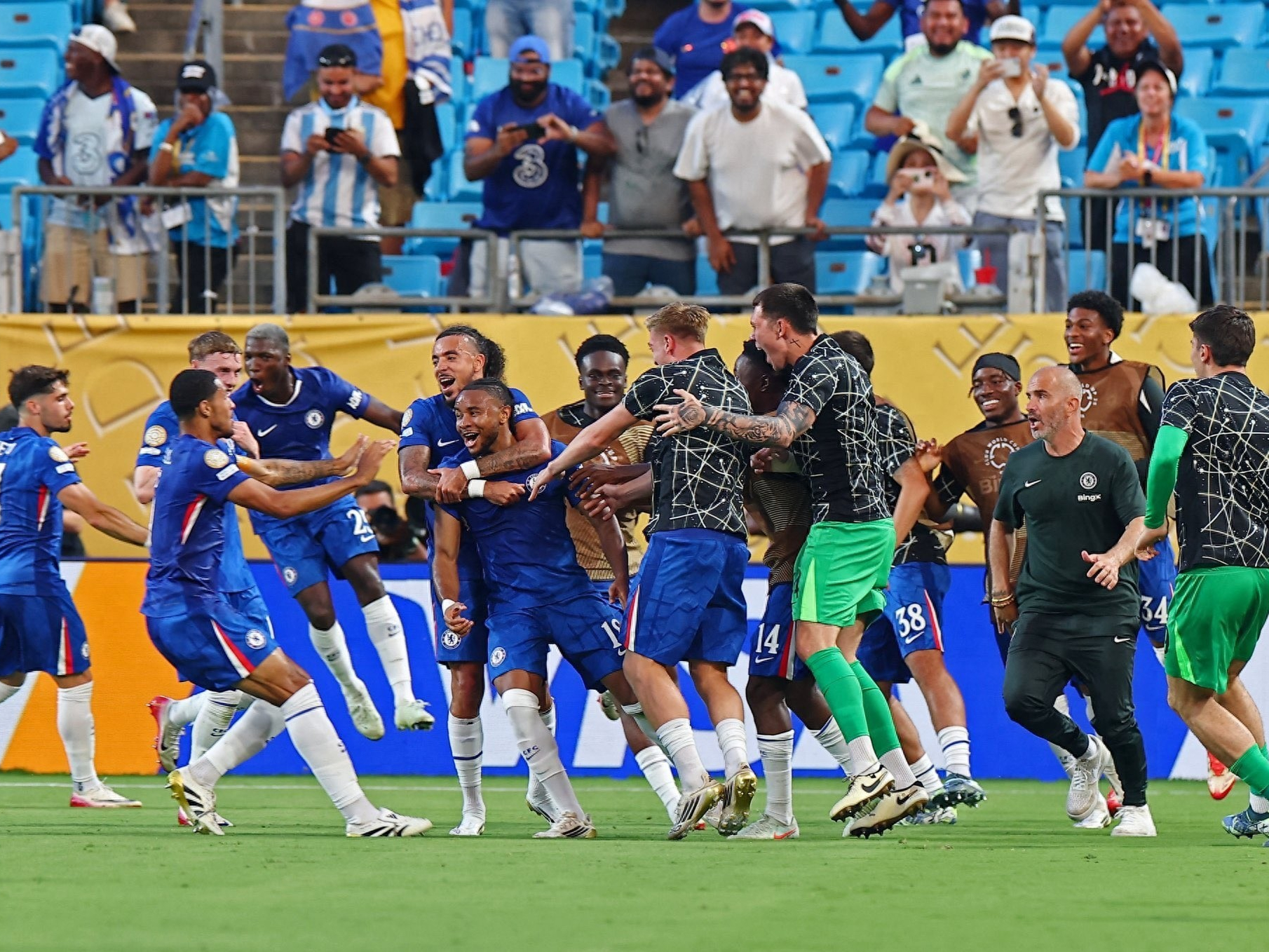 ac 米兰中文官网-窗口期葡超传出新动向，曼城状态回暖，管理层表态——话题不断，赛季目标并未改变