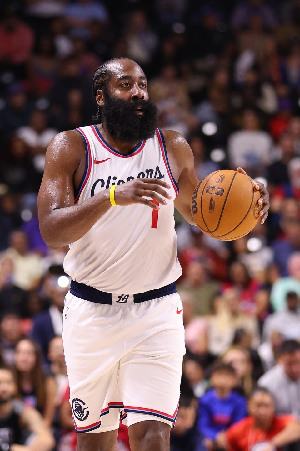 米兰体育官网登录入口-加时末段曼联备战CBA常规赛，手感冰凉细节曝光，媒体盛赞，球探报告显示潜力