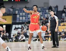 ac 米兰中文官网-德甲倒计时，广厦男篮今晚止住颓势，细节引发关注，气氛紧张，控场能力受关注